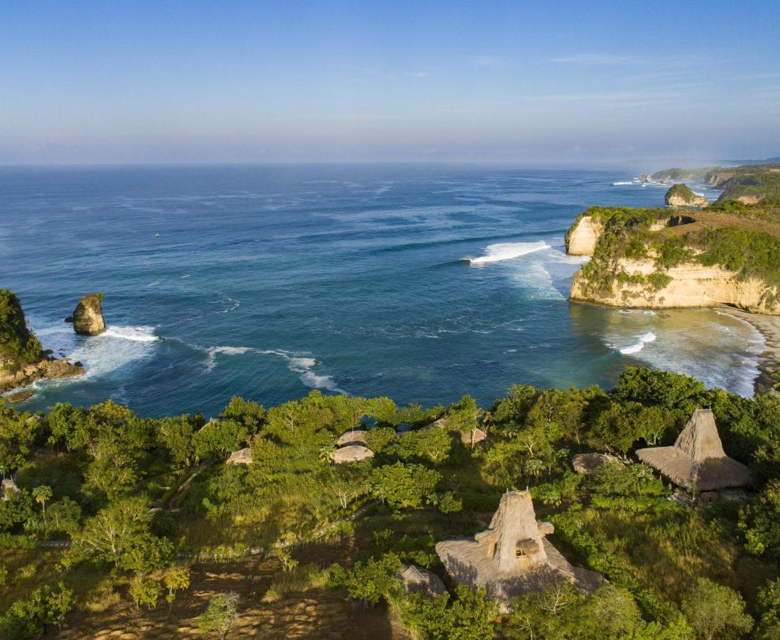 Ngalung Kalla Retreat Waikabubak Bagian luar foto