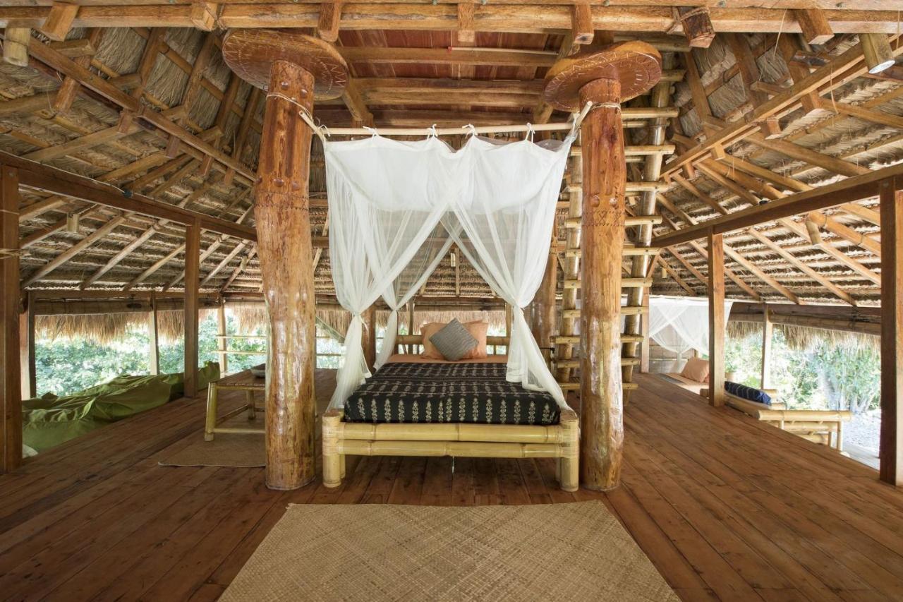 Ngalung Kalla Retreat Waikabubak Bagian luar foto
