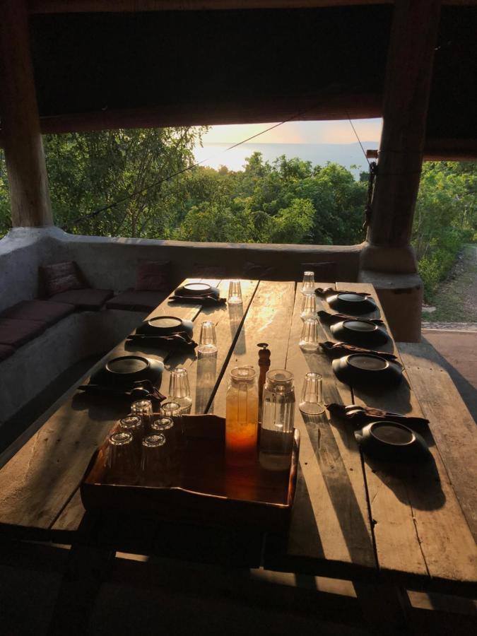 Ngalung Kalla Retreat Waikabubak Bagian luar foto